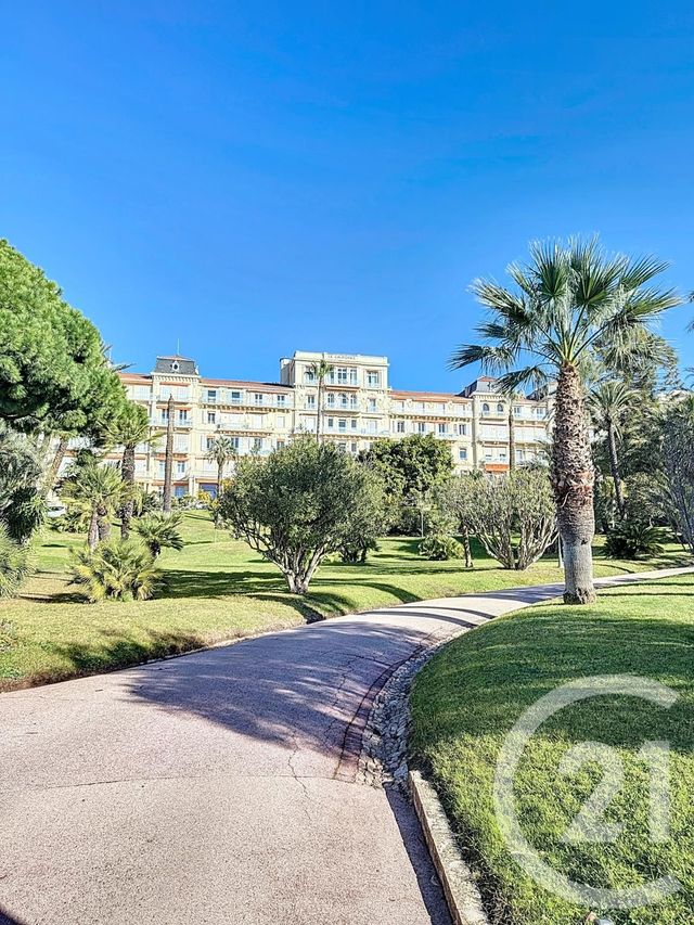 Appartement F3 à vendre - 3 pièces - 77.28 m2 - CANNES - 06 - PROVENCE-ALPES-COTE-D-AZUR - Century 21 Adhère Transactions