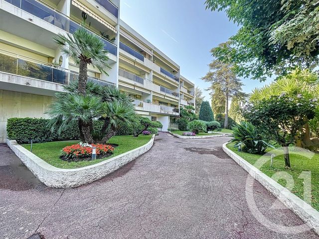 Appartement F3 à louer - 3 pièces - 90.0 m2 - CANNES - 06 - PROVENCE-ALPES-COTE-D-AZUR - Century 21 Adhère Transactions