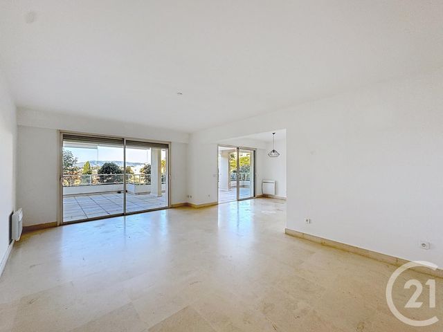 Appartement F3 à vendre - 3 pièces - 100.35 m2 - LE CANNET - 06 - PROVENCE-ALPES-COTE-D-AZUR - Century 21 Adhère Transactions