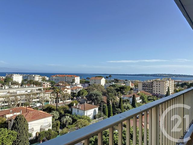 Appartement F1 à louer - 1 pièce - 23.78 m2 - CANNES - 06 - PROVENCE-ALPES-COTE-D-AZUR - Century 21 Adhère Transactions