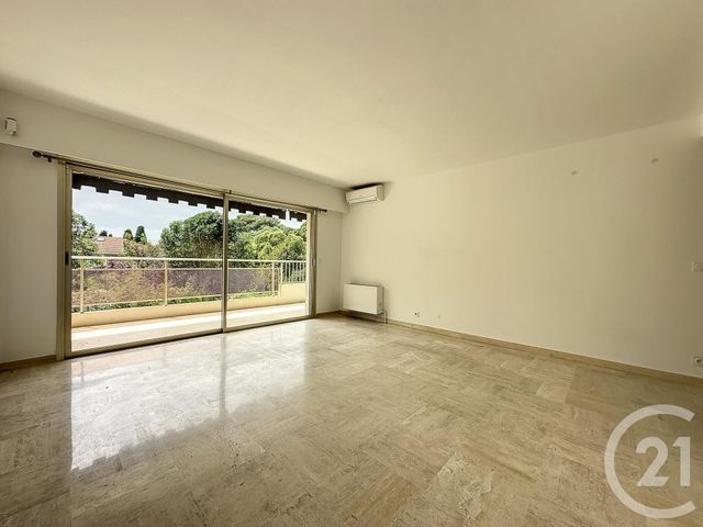 Appartement F3 à louer - 3 pièces - 75.0 m2 - CANNES - 06 - PROVENCE-ALPES-COTE-D-AZUR - Century 21 Adhère Transactions