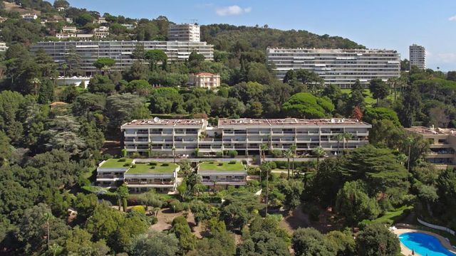 maison à vendre - 7 pièces - 315.0 m2 - CANNES - 06 - PROVENCE-ALPES-COTE-D-AZUR - Century 21 Adhère Transactions